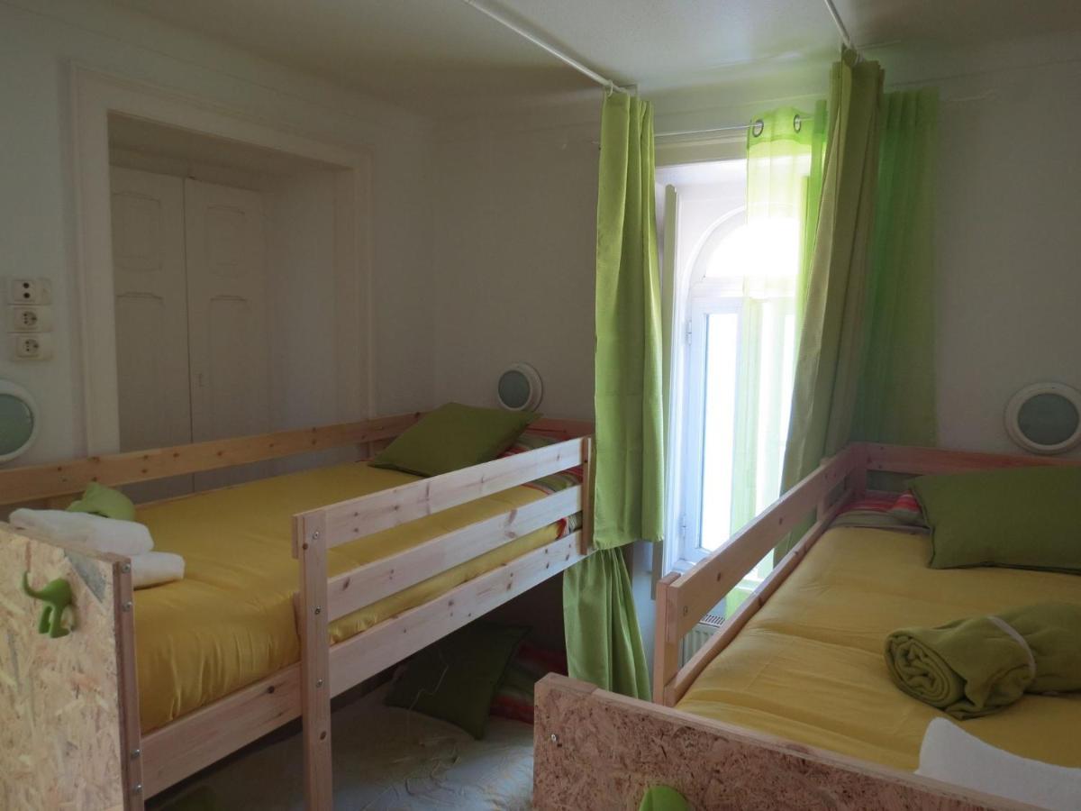 White House Hostel