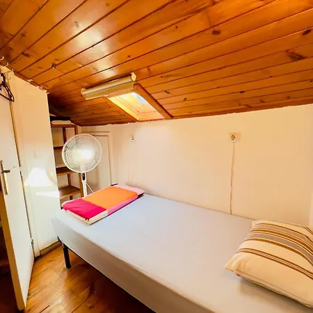 White House Lisbon Hostel Exterior photo