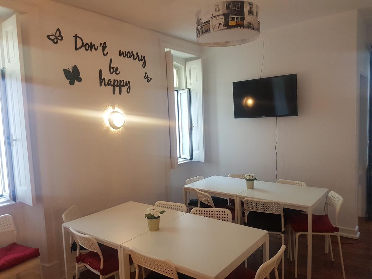 Hostel White House *